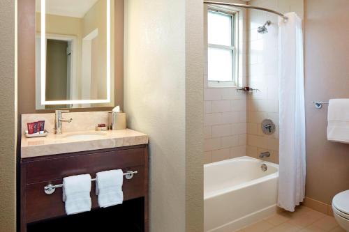 Imagen general del Hotel Adagio, Autograph Collection. Foto 7