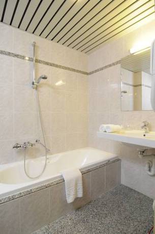 Imagen de la habitación del Hotel Adagio. Foto 3