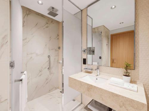 Imagen general del Hotel Adagio Premium The Palm. Foto 2