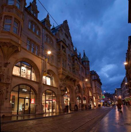 Imagen general del Hotel Adagio Strasbourg Place Kleber. Foto 1