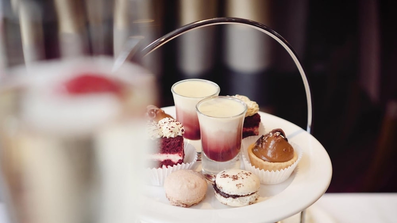 Imagen del bar/restaurante del Hotel Adair Arms. Foto 2