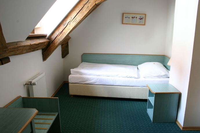 Imagen de la habitación del Hotel Adalbert, Praga. Foto 9