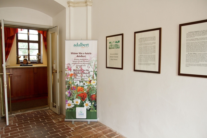 Imagen de los interiores del Hotel Adalbert, Praga. Foto 16