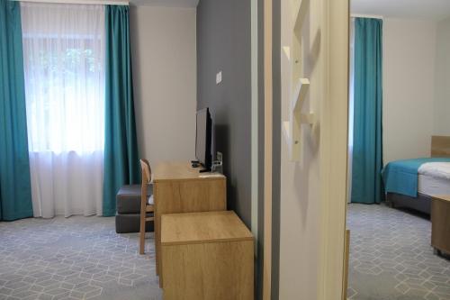 Imagen de la habitación del Hotel Adalbert Szent Tam&aacute;s h&aacute;z. Foto 9