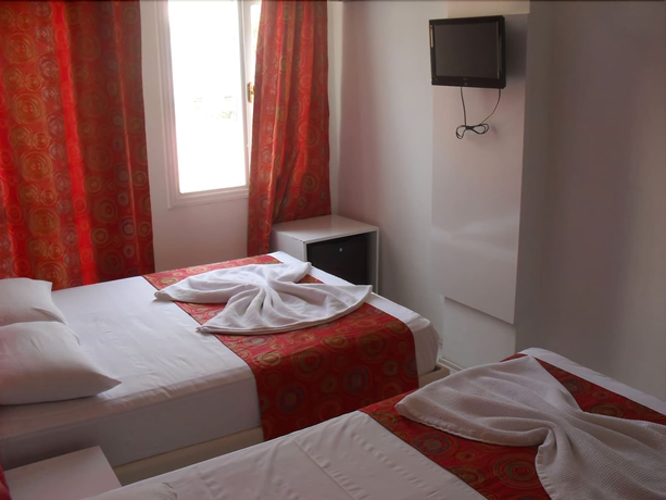 Imagen de la habitación del Hotel Adalia. Foto 2