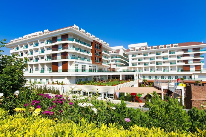 Imagen de los exteriores del Hotel Adalya Ocean - All Inclusive. Foto 9