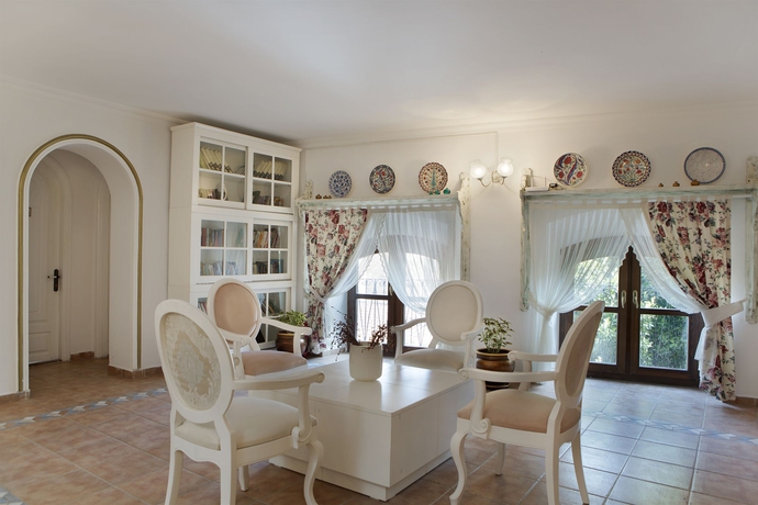 Imagen de los interiores del Hotel Adalya Port. Foto 15