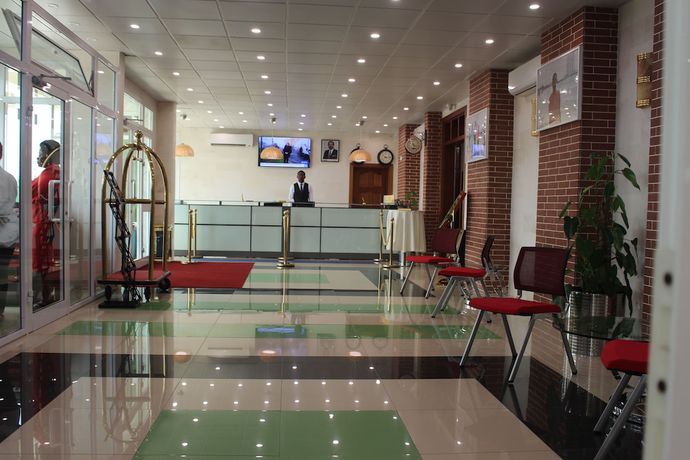 Imagen de los interiores del Hotel Adamaoua Grand Hotel. Foto 17