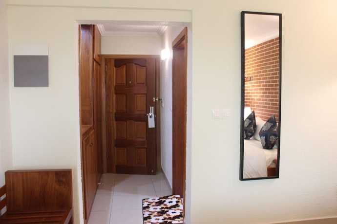 Imagen de la habitación del Hotel Adamaoua Grand Hotel. Foto 6