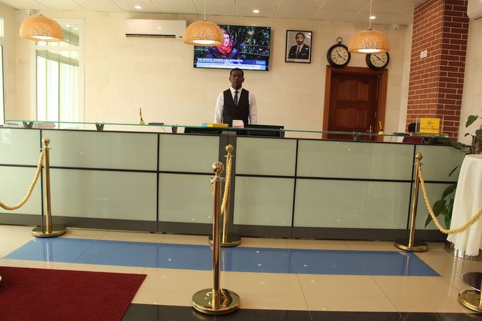 Imagen de los interiores del Hotel Adamaoua Grand Hotel. Foto 19