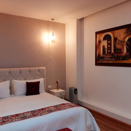 Imagen de la habitación del Hotel Adamas House. Foto 2