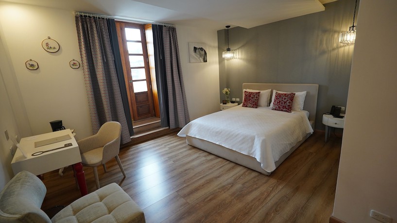 Imagen de la habitación del Hotel Adamas House. Foto 10