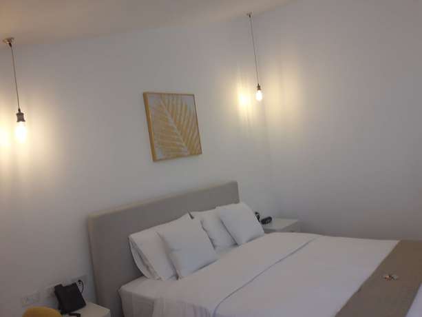 Imagen de la habitación del Hotel Adamas House. Foto 11