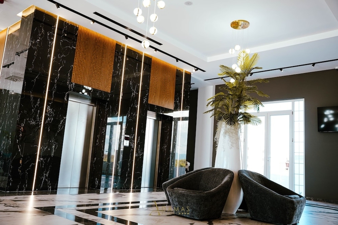 Imagen de los interiores del Hotel Adamas Resort and. Foto 14