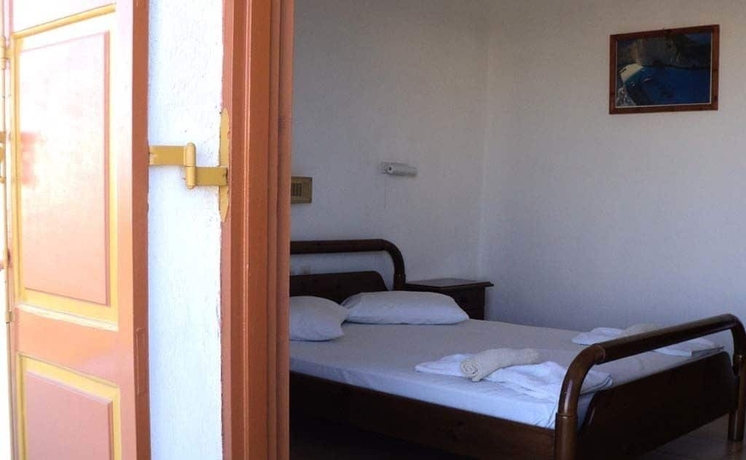 Imagen de la habitación del Hotel Adamastos. Foto 10