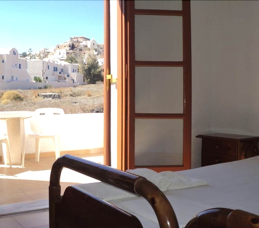 Imagen de la habitación del Hotel Adamastos. Foto 12