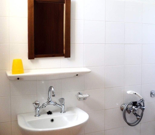 Imagen de la habitación del Hotel Adamastos. Foto 14