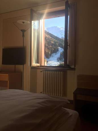 Imagen de la habitación del Hotel Adamello. Foto 13