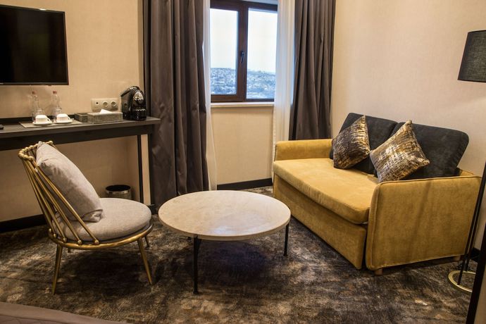 Imagen de la habitación del Hotel Adamo, Tbilisi. Foto 10