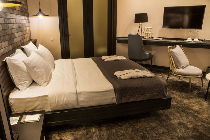 Imagen de la habitación del Hotel Adamo, Tbilisi. Foto 16