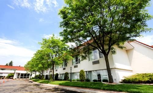 Imagen general del Hotel Adam's Airport Inn. Foto 5