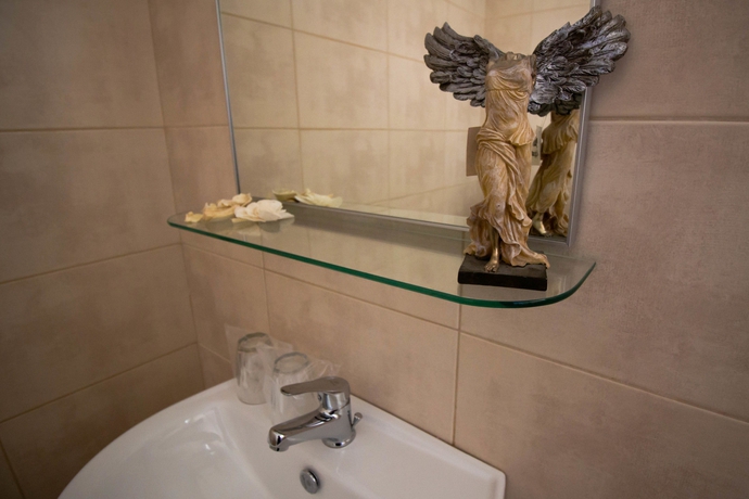 Imagen de la habitación del Hotel Adams, Atenas. Foto 10