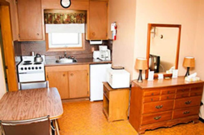 Imagen de la habitación del Hotel Adams Golden Acres Motel. Foto 3