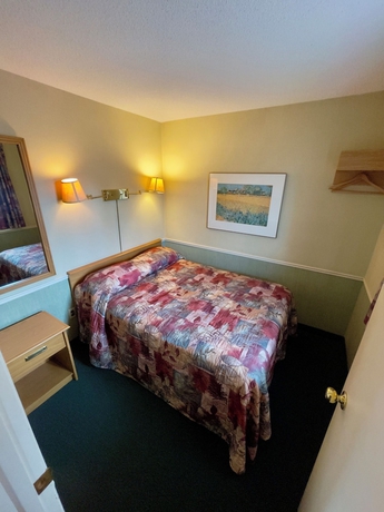 Imagen de la habitación del Hotel Adams Motel. Foto 11