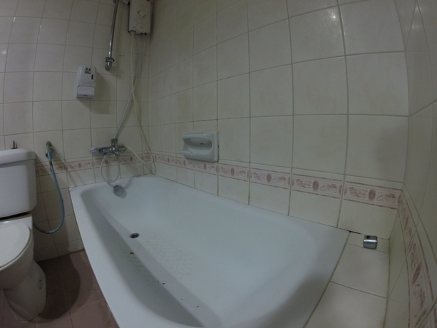 Imagen de la habitación del Hotel Adamson Kuala Lumpur. Foto 15