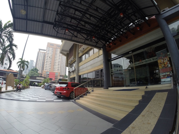 Imagen de los exteriores del Hotel Adamson Kuala Lumpur. Foto 19
