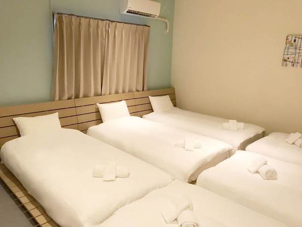 Imagen de la habitación del Hotel Adan. Foto 2