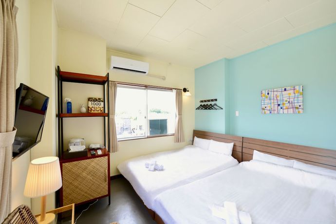 Imagen de la habitación del Hotel Adan. Foto 7