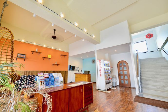 Imagen de los interiores del Hotel Adan. Foto 19