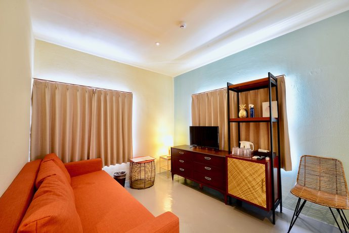 Imagen de la habitación del Hotel Adan. Foto 16