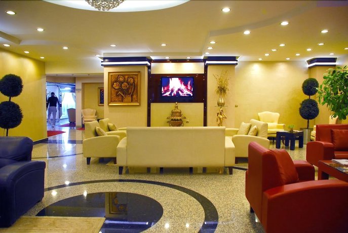 Imagen del bar/restaurante del Hotel Adana Erten Otel. Foto 2