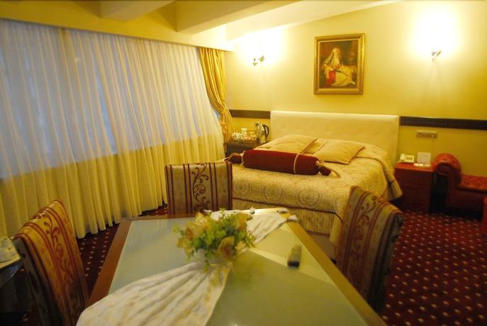 Imagen de la habitación del Hotel Adana Erten Otel. Foto 8