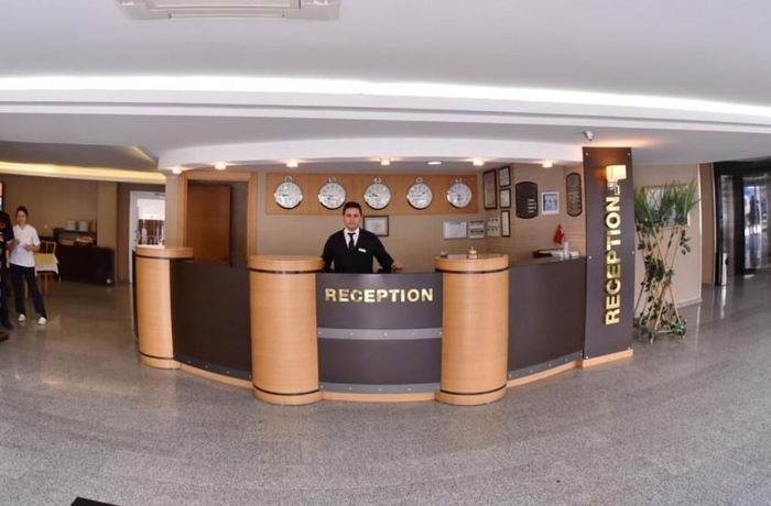 Imagen de los interiores del Hotel Adana Park Otel. Foto 16