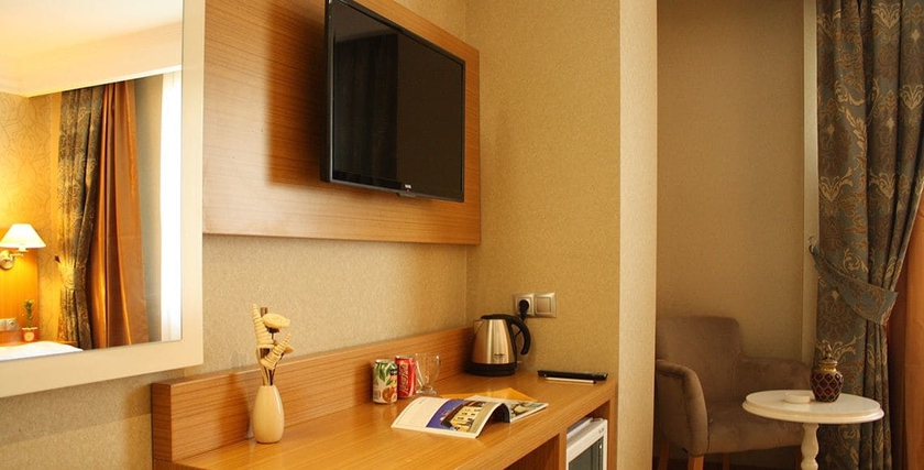 Imagen de la habitación del Hotel Adana Yukselhan. Foto 10