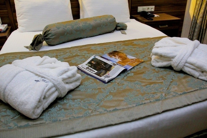 Imagen de la habitación del Hotel Adanava. Foto 6