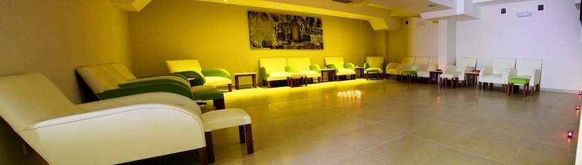 Imagen de la habitación del Hotel Adanava. Foto 11