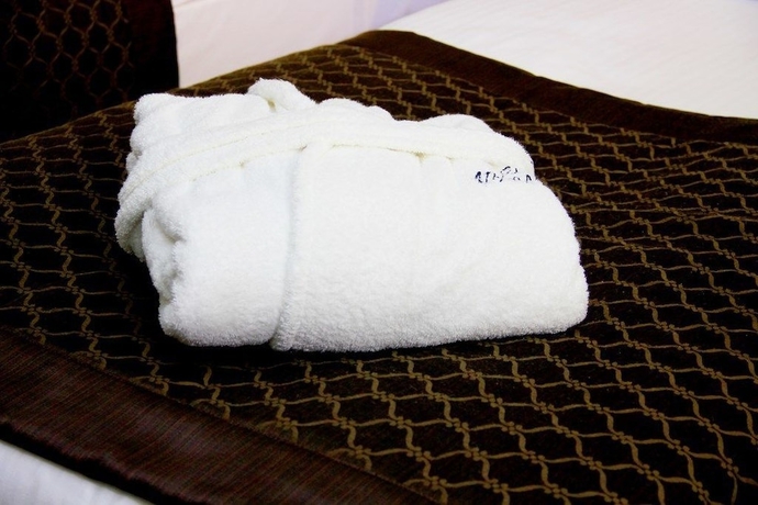 Imagen de la habitación del Hotel Adanava. Foto 12