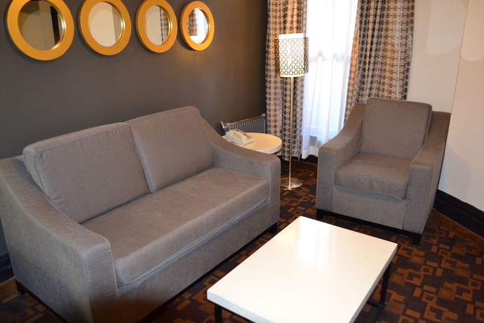 Imagen de los interiores del Hotel Adante. Foto 11