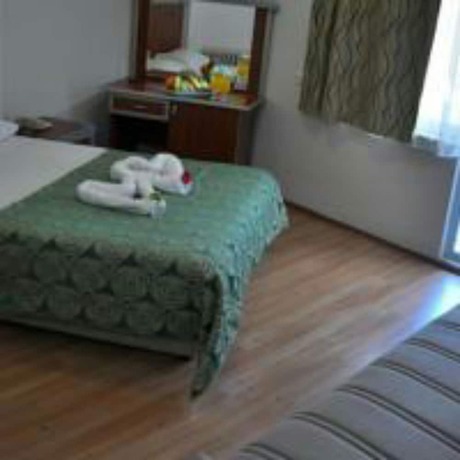 Imagen de la habitación del Hotel Adapalas. Foto 7