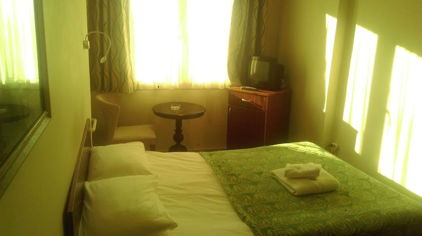 Imagen de la habitación del Hotel Adapalas. Foto 18
