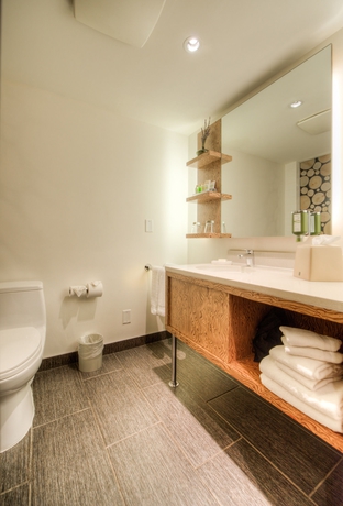 Imagen de la habitación del Hotel Adara. Foto 10