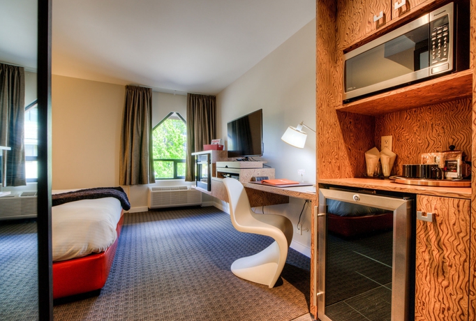 Imagen de la habitación del Hotel Adara. Foto 14