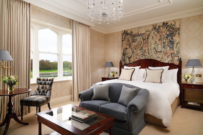 Imagen de la habitación del Hotel Adare Manor. Foto 2