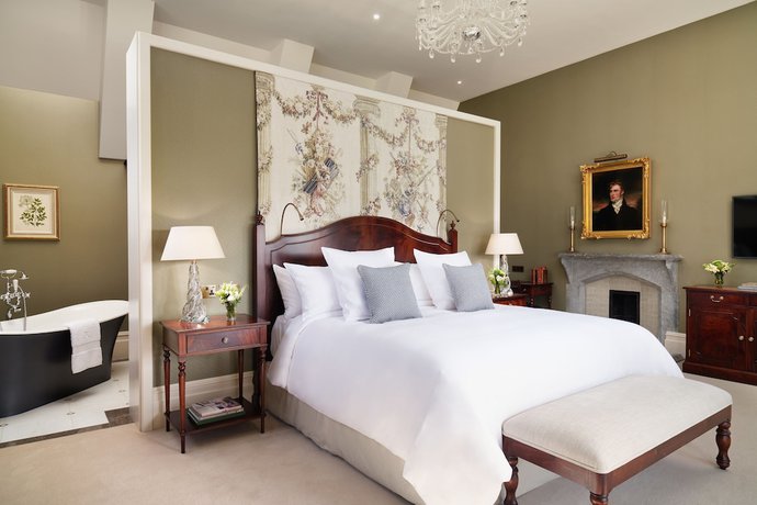 Imagen de la habitación del Hotel Adare Manor. Foto 8