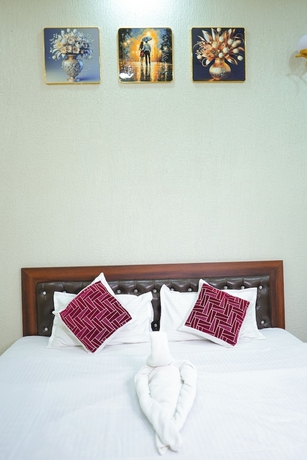 Imagen de la habitación del Hotel Adarsh, Patna. Foto 4
