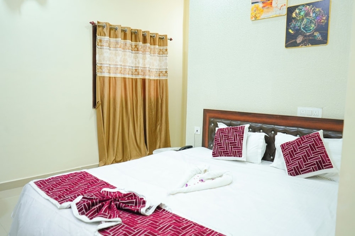 Imagen de la habitación del Hotel Adarsh, Patna. Foto 6